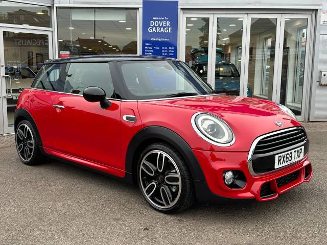 Mini Hatchback 1.5 Cooper Sport II 3dr Hatchback Petrol Red With Black Roof And Mirror Caps