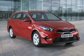 KIA CEED at Dover Garage (Ash)Ltd Aldershot