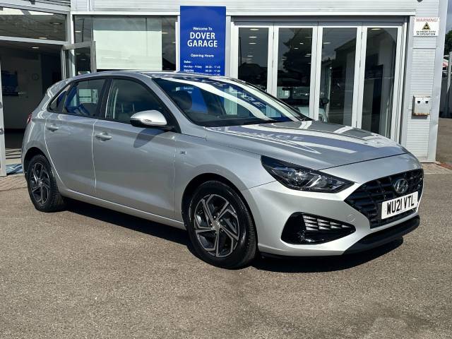 Hyundai i30 1.0T GDi SE Connect 5dr Hatchback Petrol Shimmering Silver