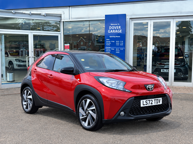 Toyota Aygo X 1.0 VVT-i Edge 5dr Auto Hatchback Petrol Red